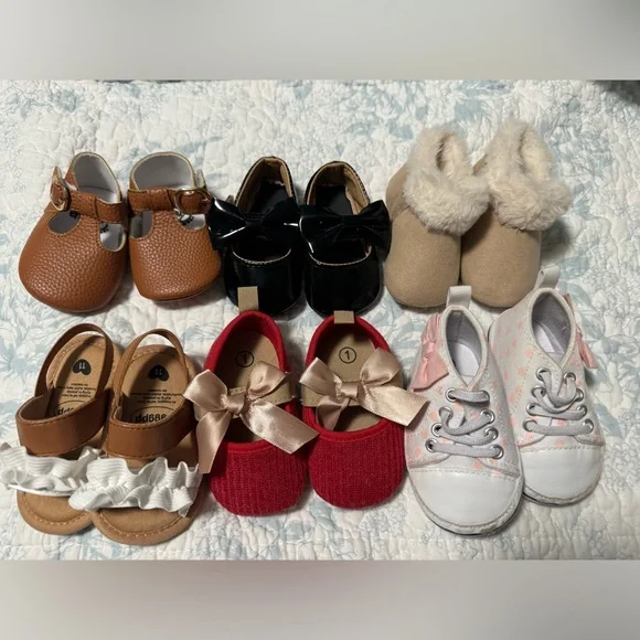 Adorable Infant Girl Shoe Lot - Picture 1 of 8